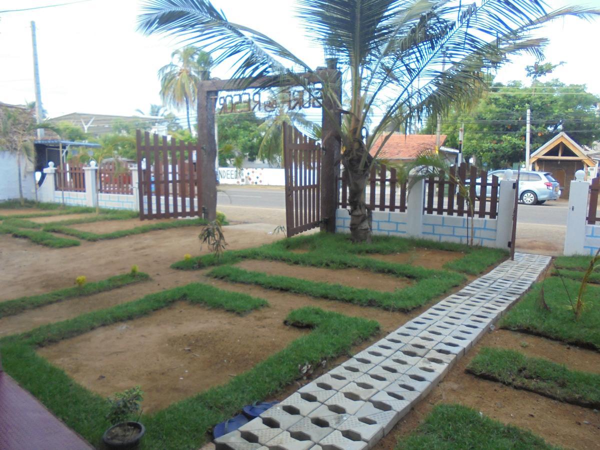 Surf Bay Resort Baía de Arugam Exterior foto